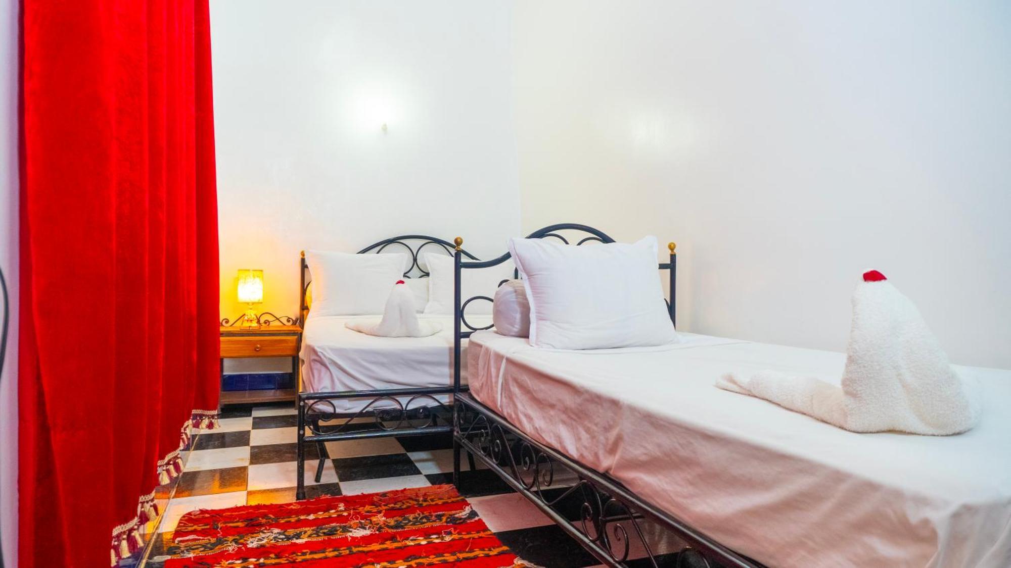 Hotel Imouzzer Marrákes Kültér fotó