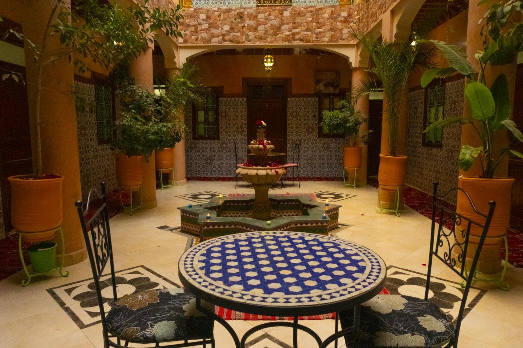 Hotel Imouzzer Marrákes Kültér fotó